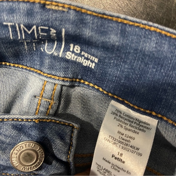 Time and Tru size 18 petit straight leg jeans EUC - Picture 2 of 5